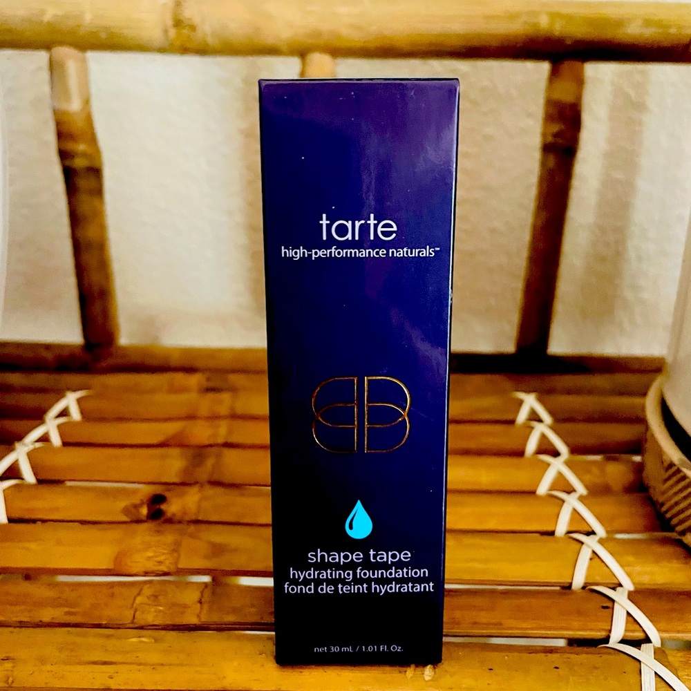 Tarte shape tape hydrating foundation in light neutral.  New in box